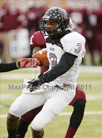 Thumbnail 2 in Rockwall-Heath vs. Sherman (4A Division1 Region ll Semifinal) photogallery.