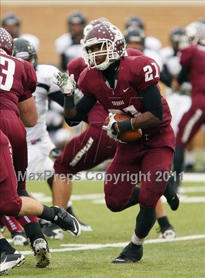 Thumbnail 3 in Rockwall-Heath vs. Sherman (4A Division1 Region ll Semifinal) photogallery.