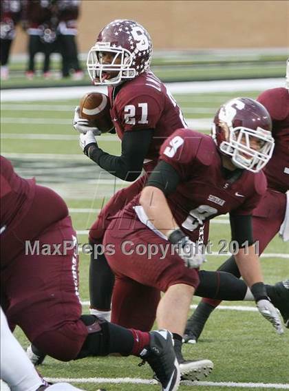 Thumbnail 2 in Rockwall-Heath vs. Sherman (4A Division1 Region ll Semifinal) photogallery.