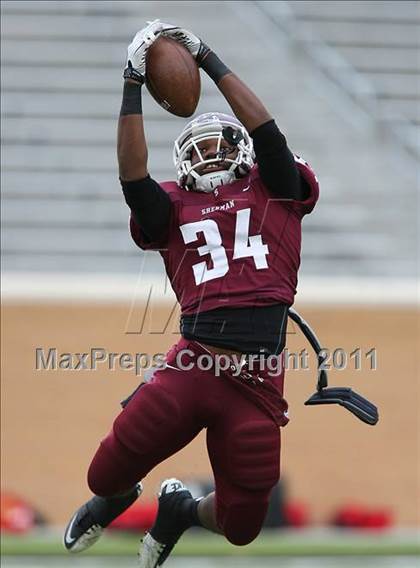 Thumbnail 3 in Rockwall-Heath vs. Sherman (4A Division1 Region ll Semifinal) photogallery.