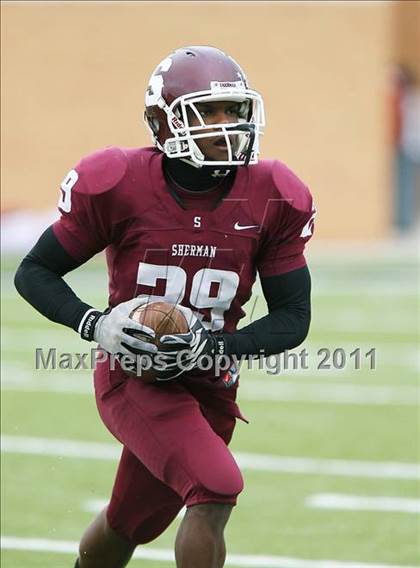 Thumbnail 1 in Rockwall-Heath vs. Sherman (4A Division1 Region ll Semifinal) photogallery.