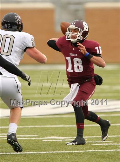 Thumbnail 1 in Rockwall-Heath vs. Sherman (4A Division1 Region ll Semifinal) photogallery.