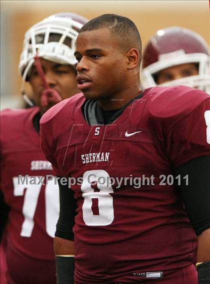 Thumbnail 2 in Rockwall-Heath vs. Sherman (4A Division1 Region ll Semifinal) photogallery.
