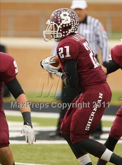 Thumbnail 1 in Rockwall-Heath vs. Sherman (4A Division1 Region ll Semifinal) photogallery.