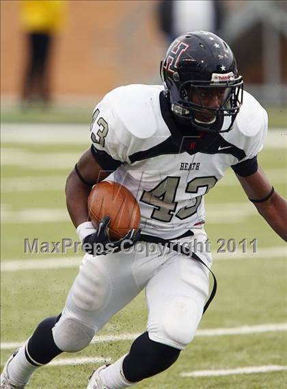 Thumbnail 2 in Rockwall-Heath vs. Sherman (4A Division1 Region ll Semifinal) photogallery.