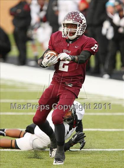 Thumbnail 1 in Rockwall-Heath vs. Sherman (4A Division1 Region ll Semifinal) photogallery.