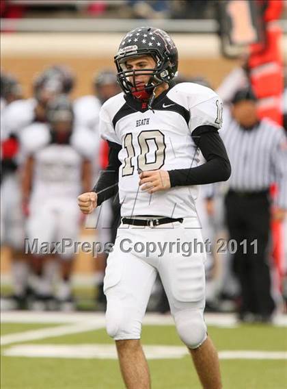 Thumbnail 1 in Rockwall-Heath vs. Sherman (4A Division1 Region ll Semifinal) photogallery.