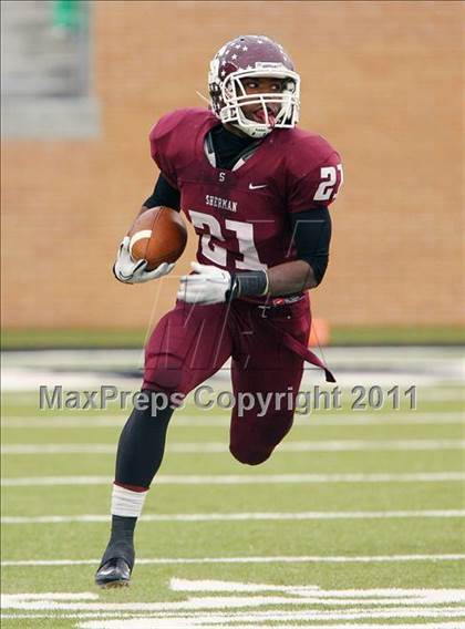 Thumbnail 2 in Rockwall-Heath vs. Sherman (4A Division1 Region ll Semifinal) photogallery.