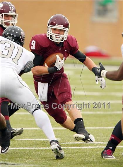 Thumbnail 1 in Rockwall-Heath vs. Sherman (4A Division1 Region ll Semifinal) photogallery.