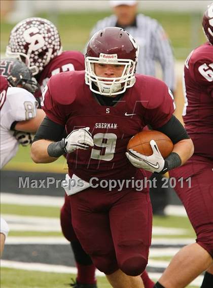 Thumbnail 1 in Rockwall-Heath vs. Sherman (4A Division1 Region ll Semifinal) photogallery.