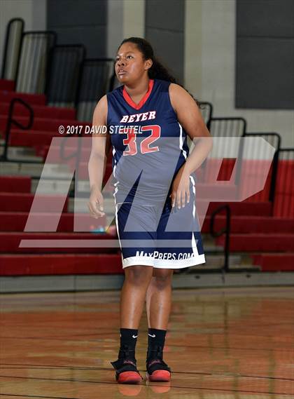 Thumbnail 2 in Beyer vs. Kennedy (Trojan Clash) photogallery.