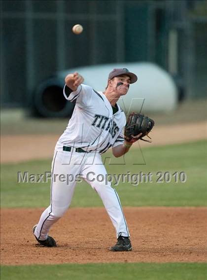 Thumbnail 1 in Poway vs Rancho Bernardo (CIF SDS D1 Final) photogallery.