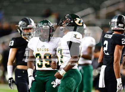 Thumbnail 1 in Vandegrift vs. Longview (UIL 6A Regional Playoff) photogallery.