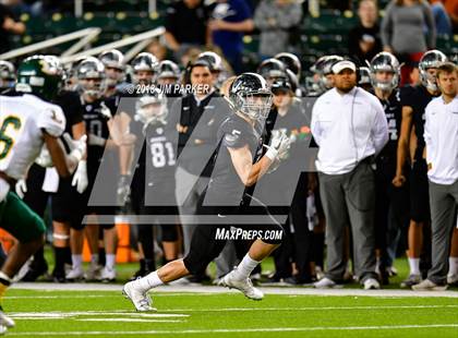 Thumbnail 2 in Vandegrift vs. Longview (UIL 6A Regional Playoff) photogallery.