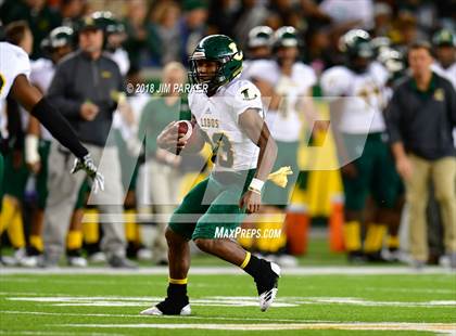 Thumbnail 1 in Vandegrift vs. Longview (UIL 6A Regional Playoff) photogallery.