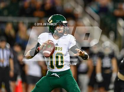Thumbnail 2 in Vandegrift vs. Longview (UIL 6A Regional Playoff) photogallery.