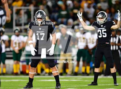 Thumbnail 3 in Vandegrift vs. Longview (UIL 6A Regional Playoff) photogallery.