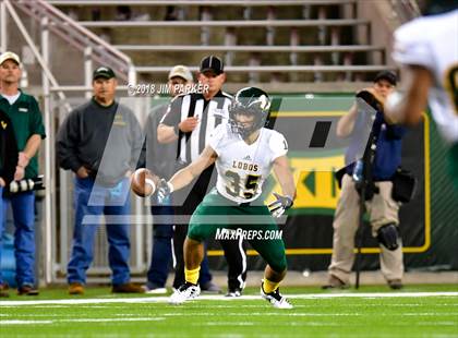 Thumbnail 3 in Vandegrift vs. Longview (UIL 6A Regional Playoff) photogallery.