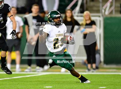 Thumbnail 2 in Vandegrift vs. Longview (UIL 6A Regional Playoff) photogallery.