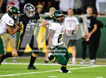 Thumbnail 3 in Vandegrift vs. Longview (UIL 6A Regional Playoff) photogallery.