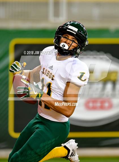 Thumbnail 2 in Vandegrift vs. Longview (UIL 6A Regional Playoff) photogallery.