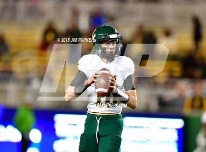 Thumbnail 1 in Vandegrift vs. Longview (UIL 6A Regional Playoff) photogallery.