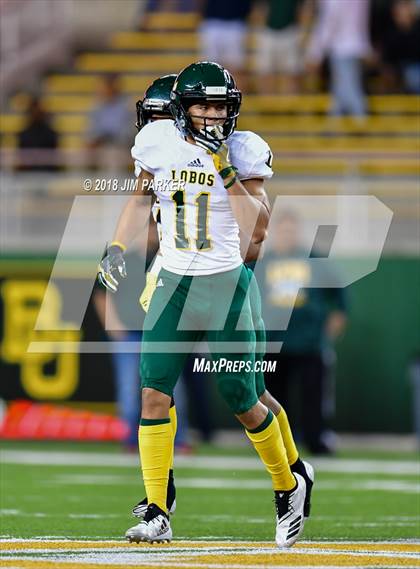 Thumbnail 2 in Vandegrift vs. Longview (UIL 6A Regional Playoff) photogallery.