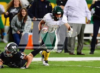 Thumbnail 3 in Vandegrift vs. Longview (UIL 6A Regional Playoff) photogallery.