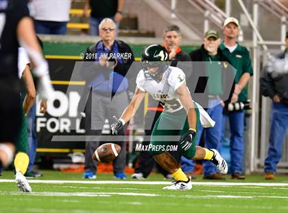 Thumbnail 1 in Vandegrift vs. Longview (UIL 6A Regional Playoff) photogallery.