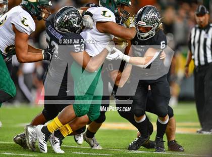 Thumbnail 3 in Vandegrift vs. Longview (UIL 6A Regional Playoff) photogallery.