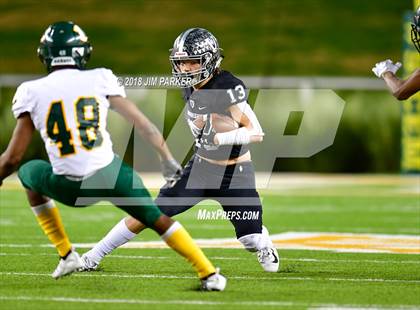 Thumbnail 3 in Vandegrift vs. Longview (UIL 6A Regional Playoff) photogallery.