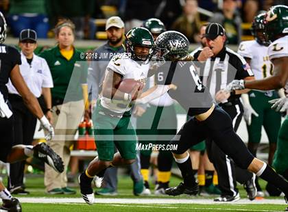 Thumbnail 3 in Vandegrift vs. Longview (UIL 6A Regional Playoff) photogallery.