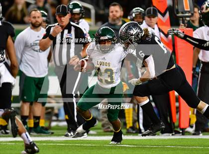 Thumbnail 2 in Vandegrift vs. Longview (UIL 6A Regional Playoff) photogallery.