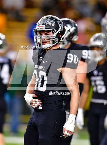 Thumbnail 1 in Vandegrift vs. Longview (UIL 6A Regional Playoff) photogallery.