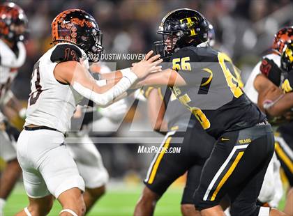 Thumbnail 3 in Timpson vs. Refugio (UIL 2A D1 Semifinal) photogallery.