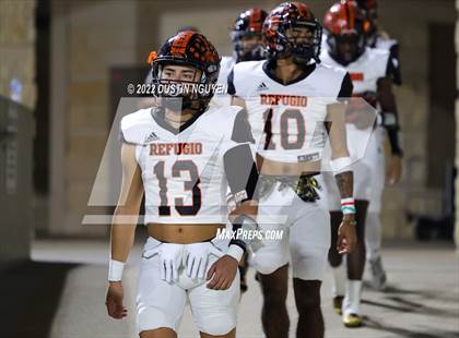 Thumbnail 2 in Timpson vs. Refugio (UIL 2A D1 Semifinal) photogallery.
