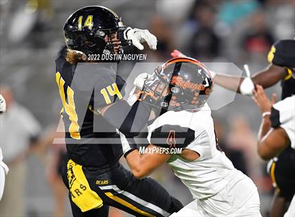 Thumbnail 2 in Timpson vs. Refugio (UIL 2A D1 Semifinal) photogallery.