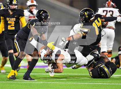Thumbnail 1 in Timpson vs. Refugio (UIL 2A D1 Semifinal) photogallery.