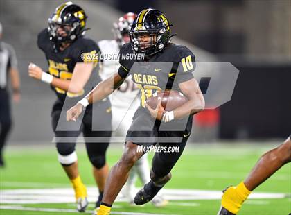 Thumbnail 1 in Timpson vs. Refugio (UIL 2A D1 Semifinal) photogallery.