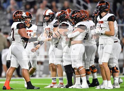 Thumbnail 3 in Timpson vs. Refugio (UIL 2A D1 Semifinal) photogallery.