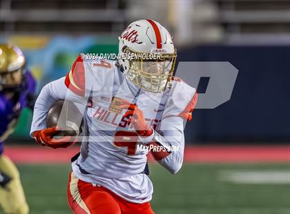 Thumbnail 3 in Sayville vs. Half Hollow Hills West photogallery.