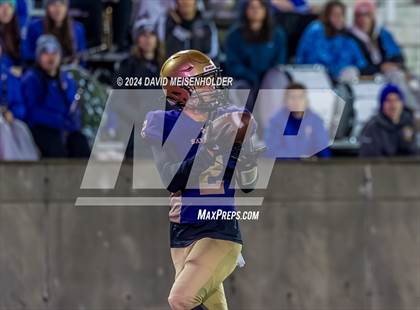 Thumbnail 3 in Sayville vs. Half Hollow Hills West photogallery.