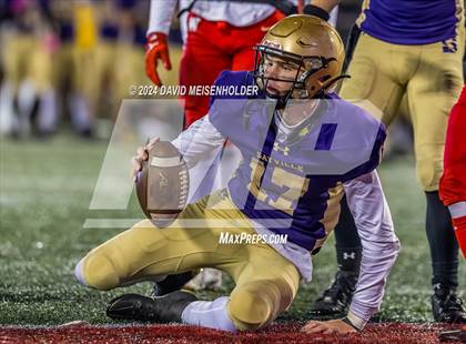 Thumbnail 1 in Sayville vs. Half Hollow Hills West photogallery.