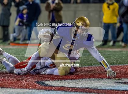 Thumbnail 2 in Sayville vs. Half Hollow Hills West photogallery.