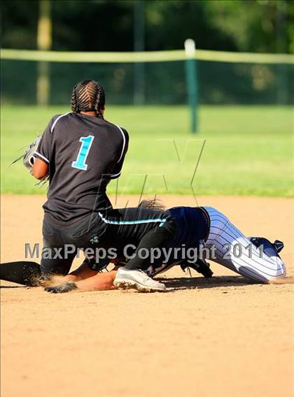 Thumbnail 1 in Elk Grove vs Sheldon (CIF SJS D1 Final) photogallery.