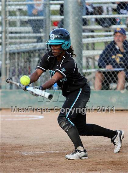 Thumbnail 2 in Elk Grove vs Sheldon (CIF SJS D1 Final) photogallery.
