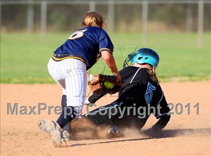 Thumbnail 3 in Elk Grove vs Sheldon (CIF SJS D1 Final) photogallery.