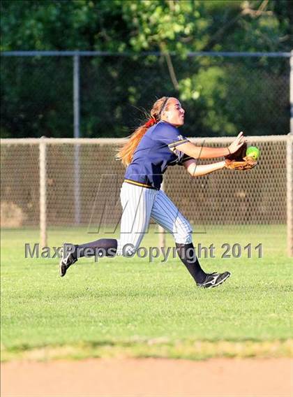 Thumbnail 2 in Elk Grove vs Sheldon (CIF SJS D1 Final) photogallery.