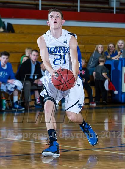 Thumbnail 3 in Legend vs. Pine Creek photogallery.