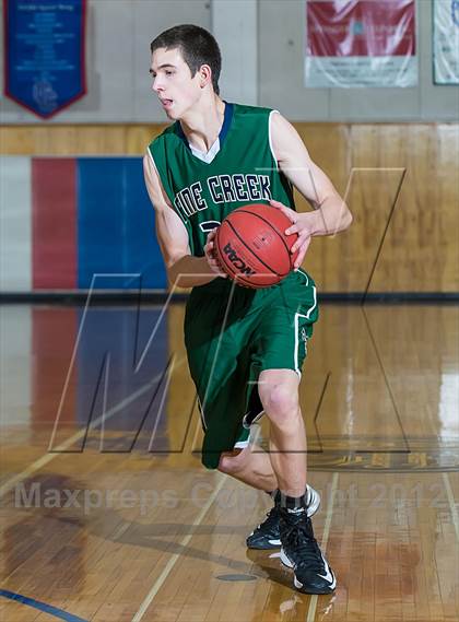 Thumbnail 3 in Legend vs. Pine Creek photogallery.